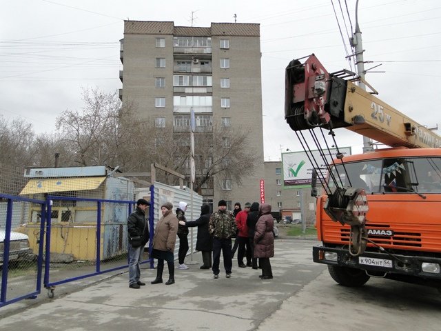 Жители Кошурникова заняли оборону у стройплощадки